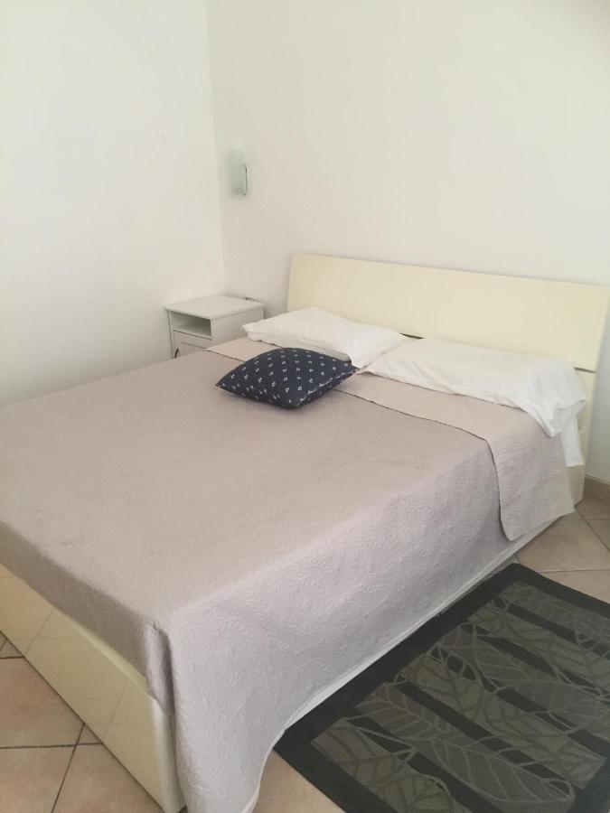 Sole !! Cagliari Centro Hotel Kültér fotó